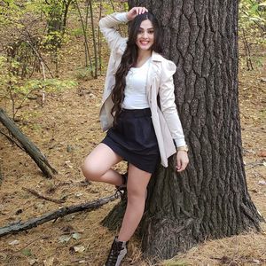 Meet your Posher, Nicole